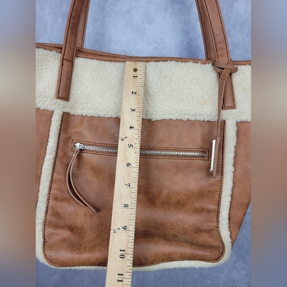 Nine West The Big Reveal Tote, Chipmunk/Natural - Picture 12 of 16